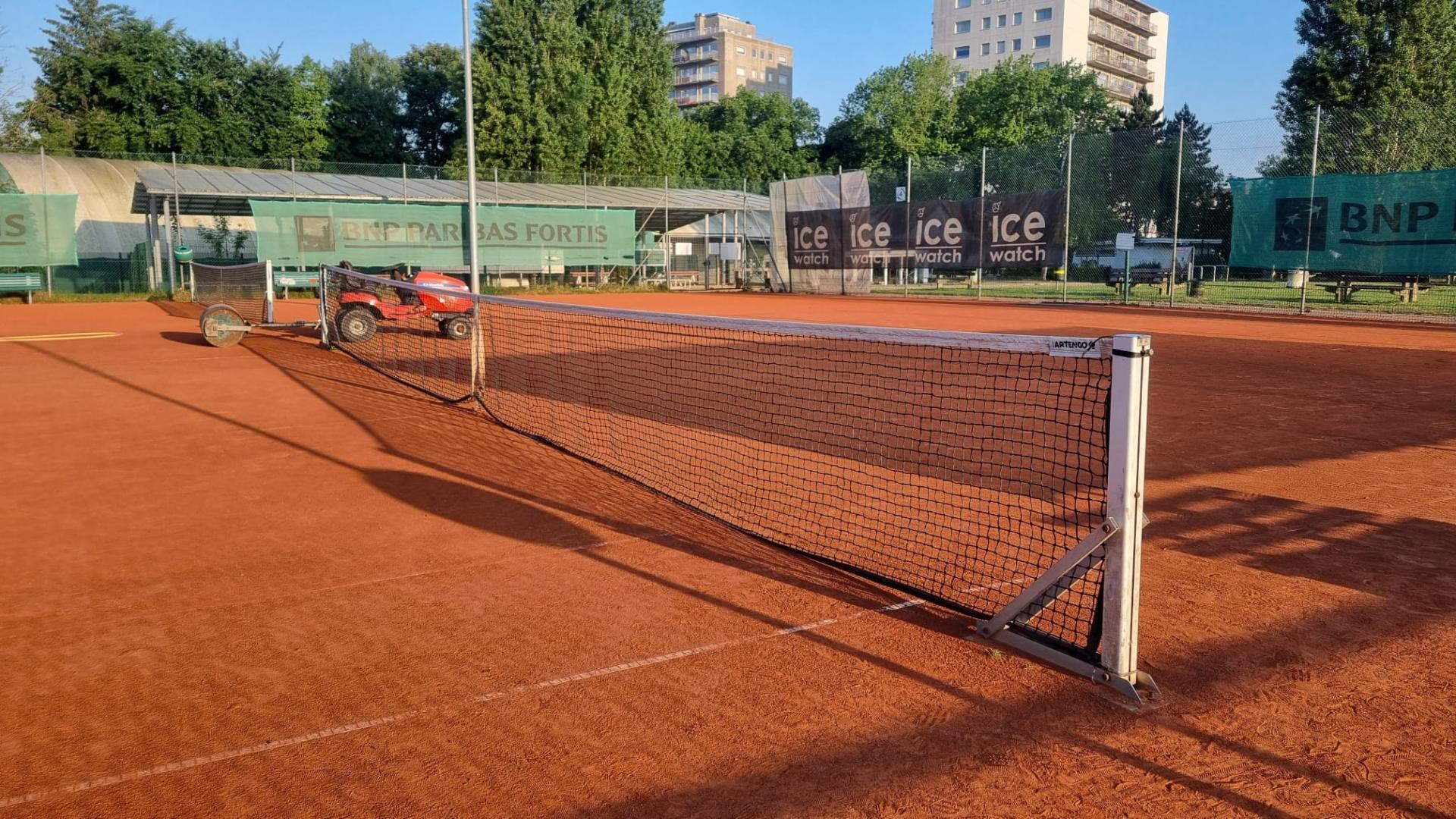 Terrains de tennis extérieurs